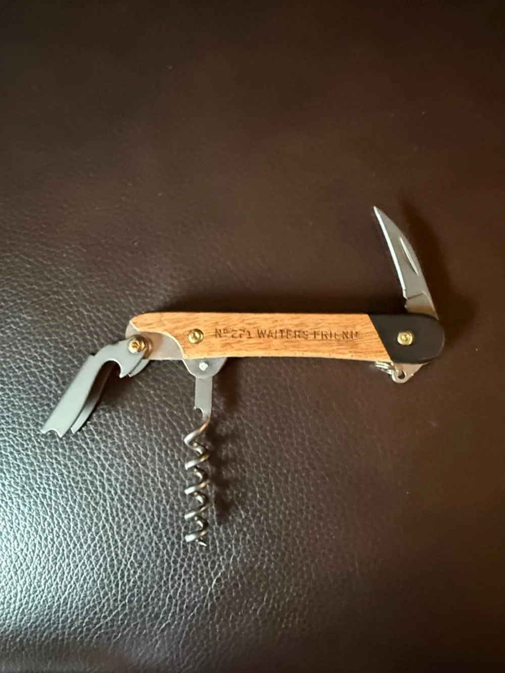 GENTLEMEN'S HARDWARE WAITER'S FRIEND. Plus bottle opener.